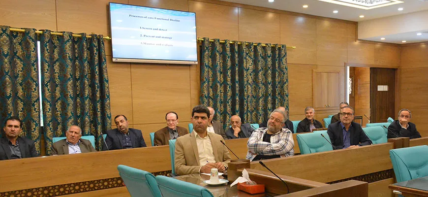 در این جلسه جناب آقای دکتر محمد رضا امامی فوق تخصص جراحی اعصاب و ستون فقرات در خصوص "ناتوانی های بعد از عمل جراحی" ایراد سخن نمودند و پاسخگوی سوالات حاضرین در جلسه شدند