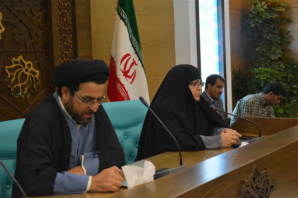 رونمایی از نوسازی سالن اجتماعات مرکز بهداشت استان در جشن بزرگ غدیر 