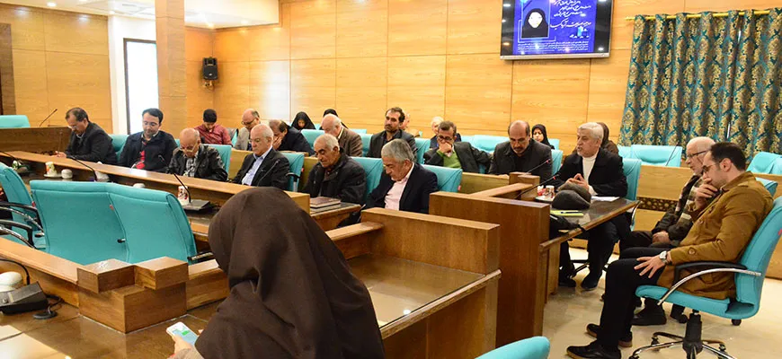 در این جلسه سرکارخانم دکتر روانخواه مسئول ثبت سرطان دانشگاه علوم پزشکی اصفهان، در خصوص " عوامل خطر ایجاد سرطان" ایراد سخن نمودند و پاسخگوی سوالات حاضرین در جلسه شدند